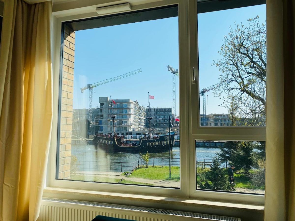 Apartamenty S&S Chlebova Gdansk Z Widokiem Na Rzeke Motlawe, Stare Miasto Exteriör bild