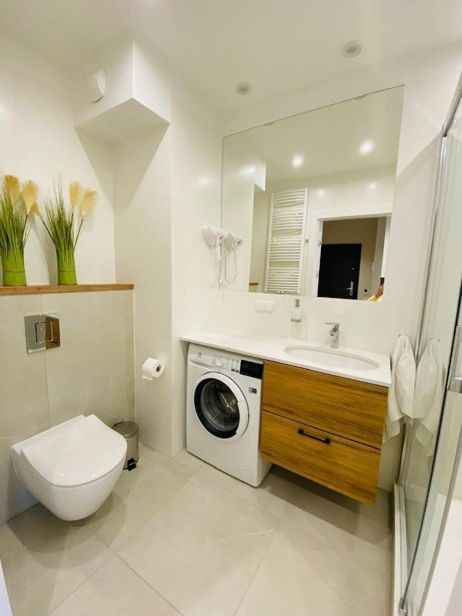 Apartamenty S&S Chlebova Gdansk Z Widokiem Na Rzeke Motlawe, Stare Miasto Exteriör bild