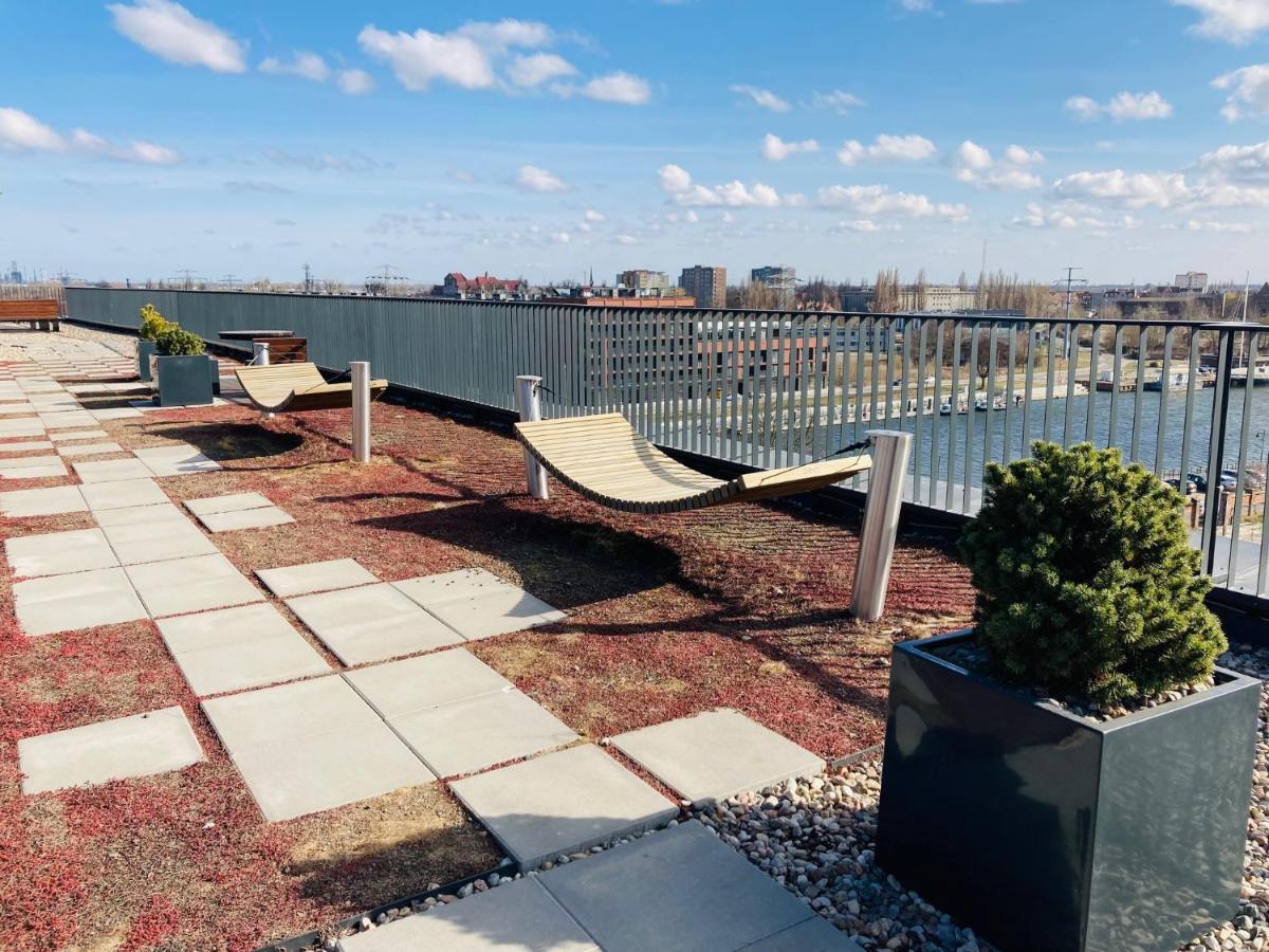 Apartamenty S&S Chlebova Gdansk Z Widokiem Na Rzeke Motlawe, Stare Miasto Exteriör bild