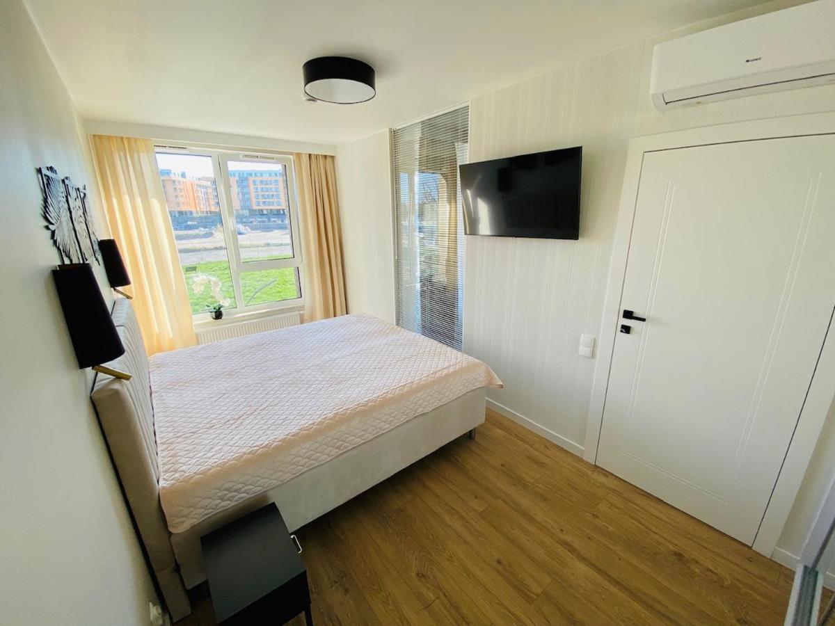Apartamenty S&S Chlebova Gdansk Z Widokiem Na Rzeke Motlawe, Stare Miasto Exteriör bild