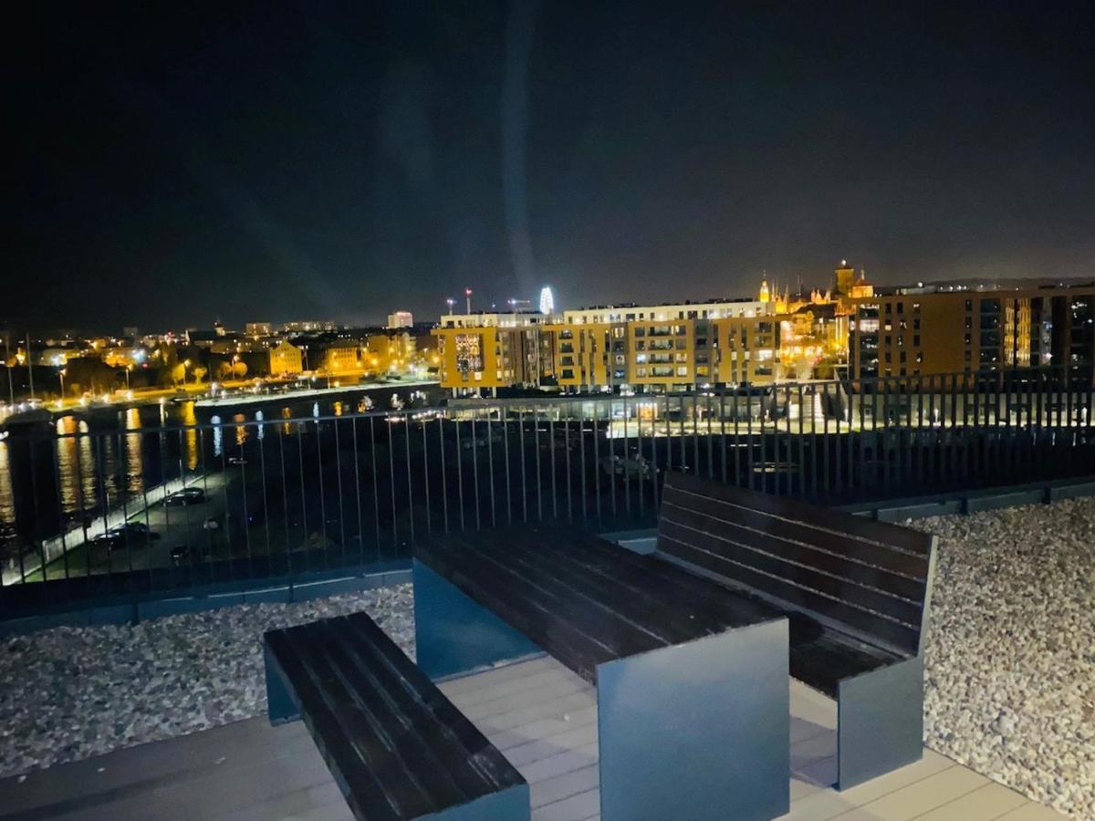 Apartamenty S&S Chlebova Gdansk Z Widokiem Na Rzeke Motlawe, Stare Miasto Exteriör bild